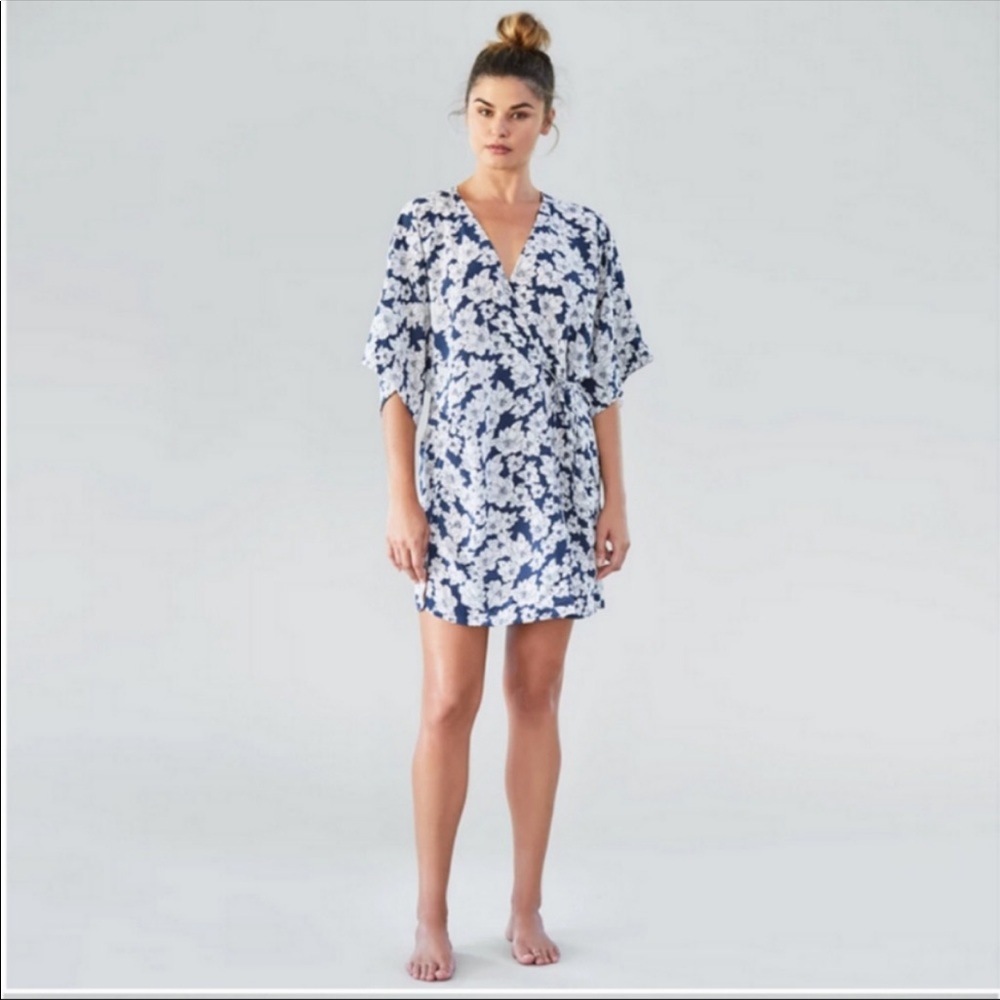 Blue magnolia kimono size P